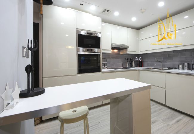 Apartment in Dubai - 903 RIMAL 2
